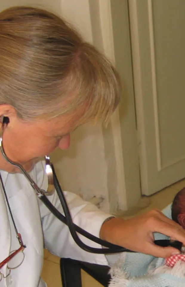 Annieke met patient